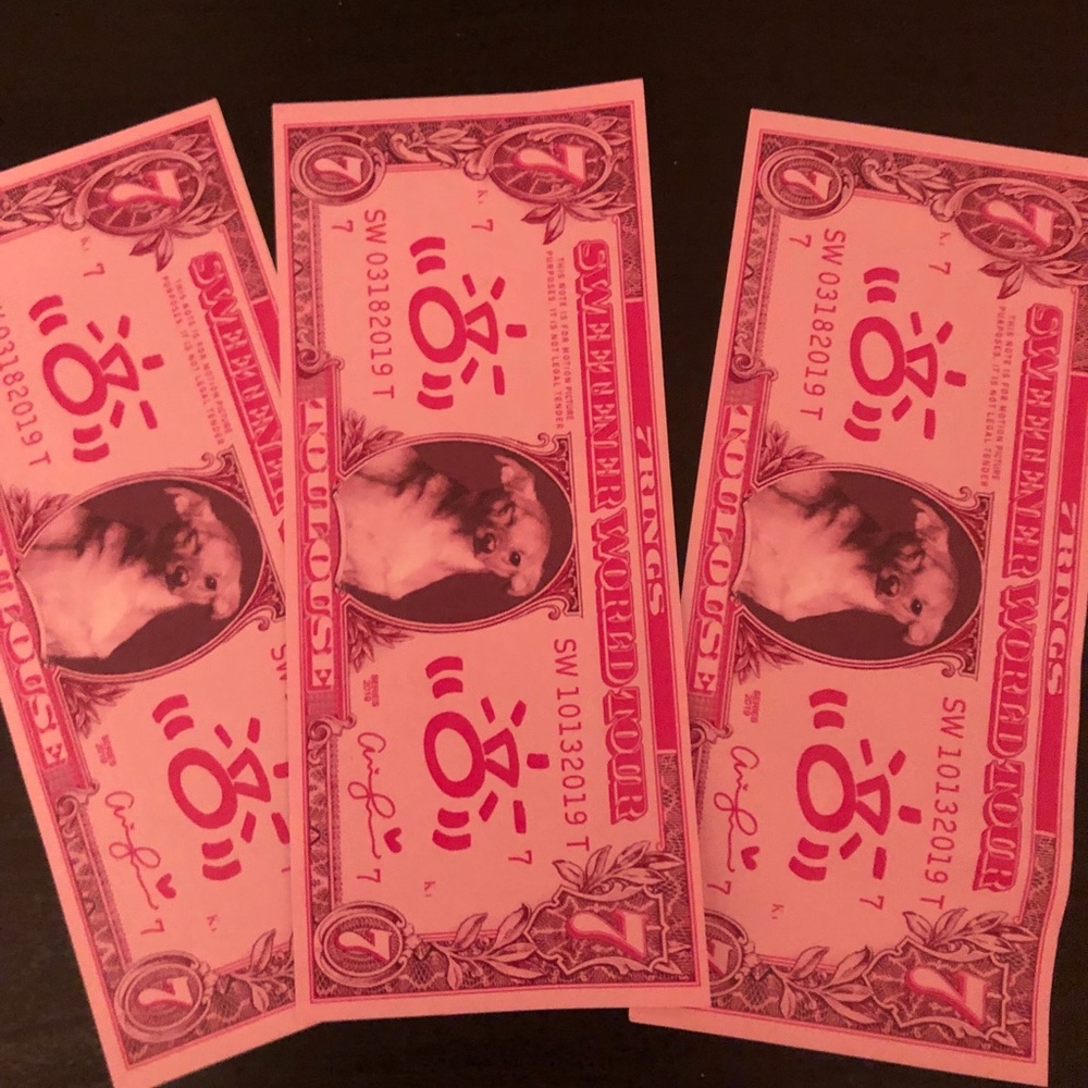 Ariana Grande 7 Rings Money